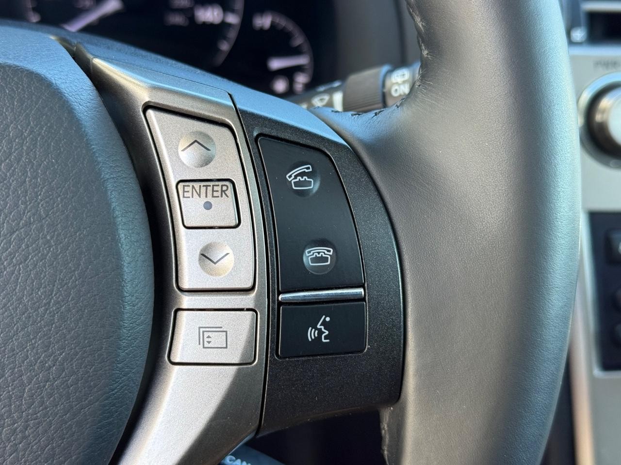 Lexus RX 350 Vehicle Image 19