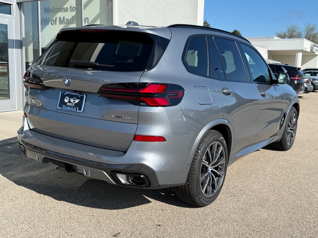 BMW X5 Vehicle Image 03