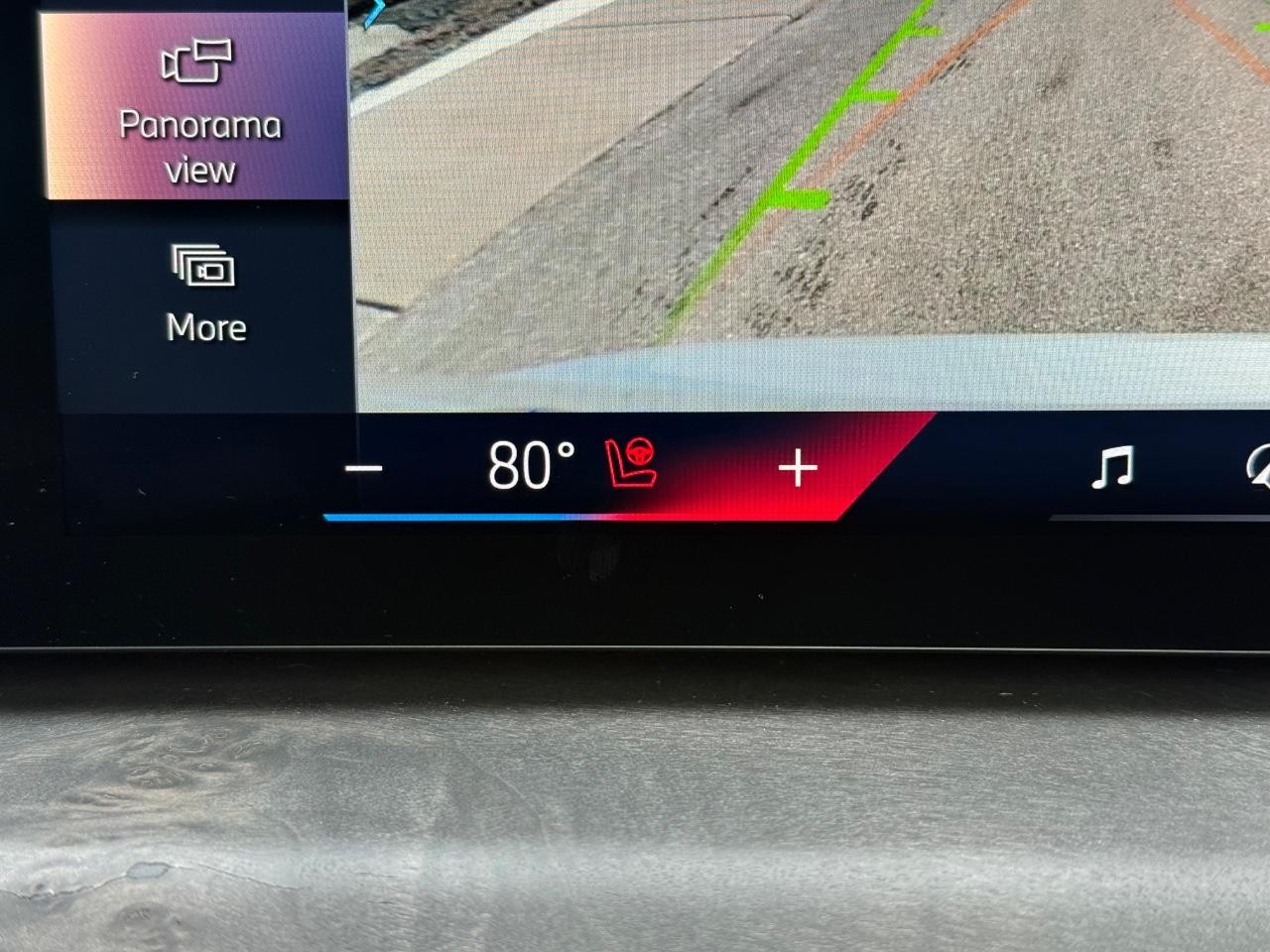 BMW X5 Vehicle Image 15