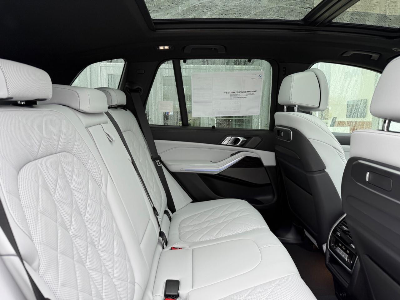 BMW X5 Vehicle Image 05