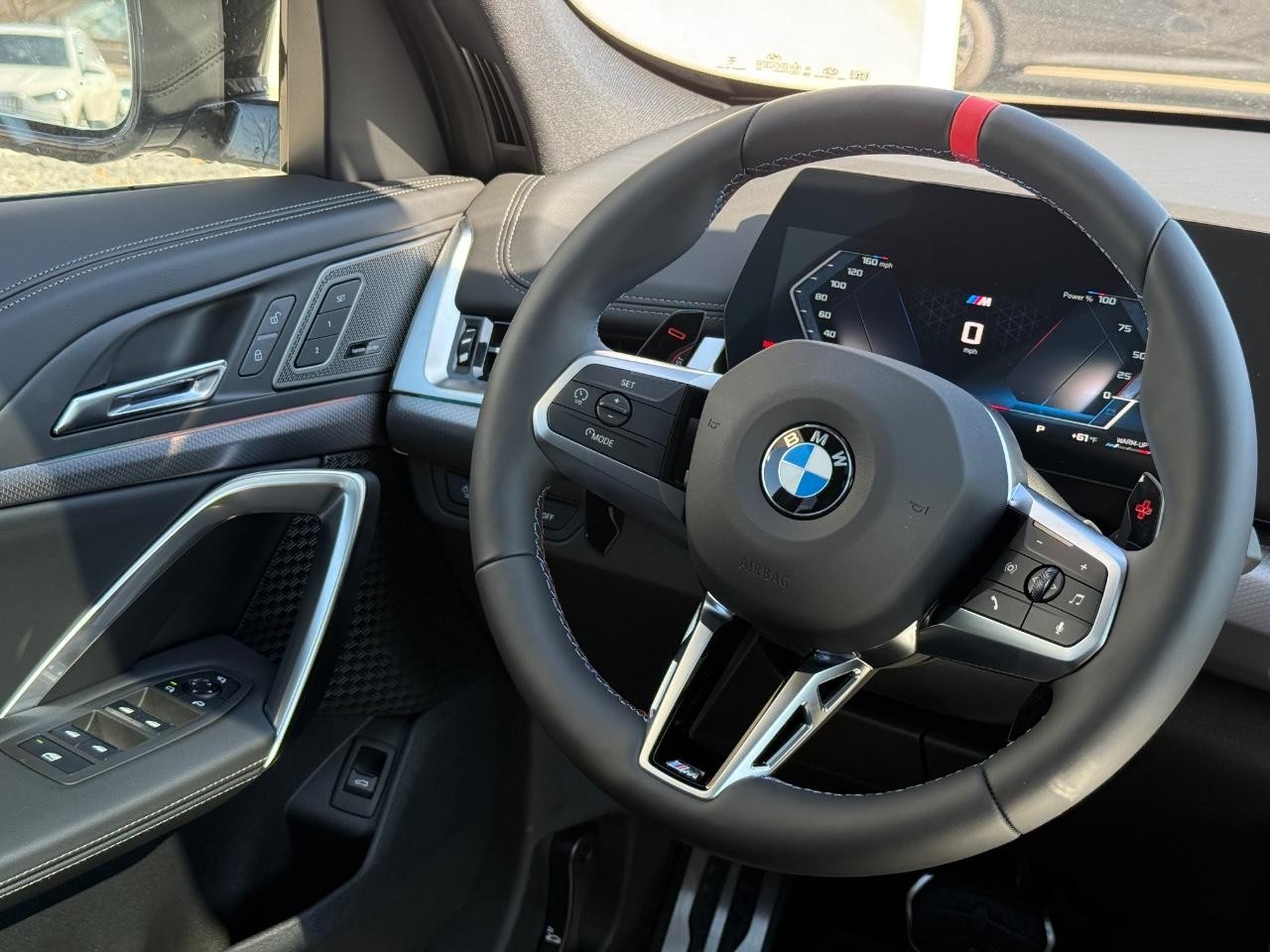 BMW X1 Vehicle Image 09