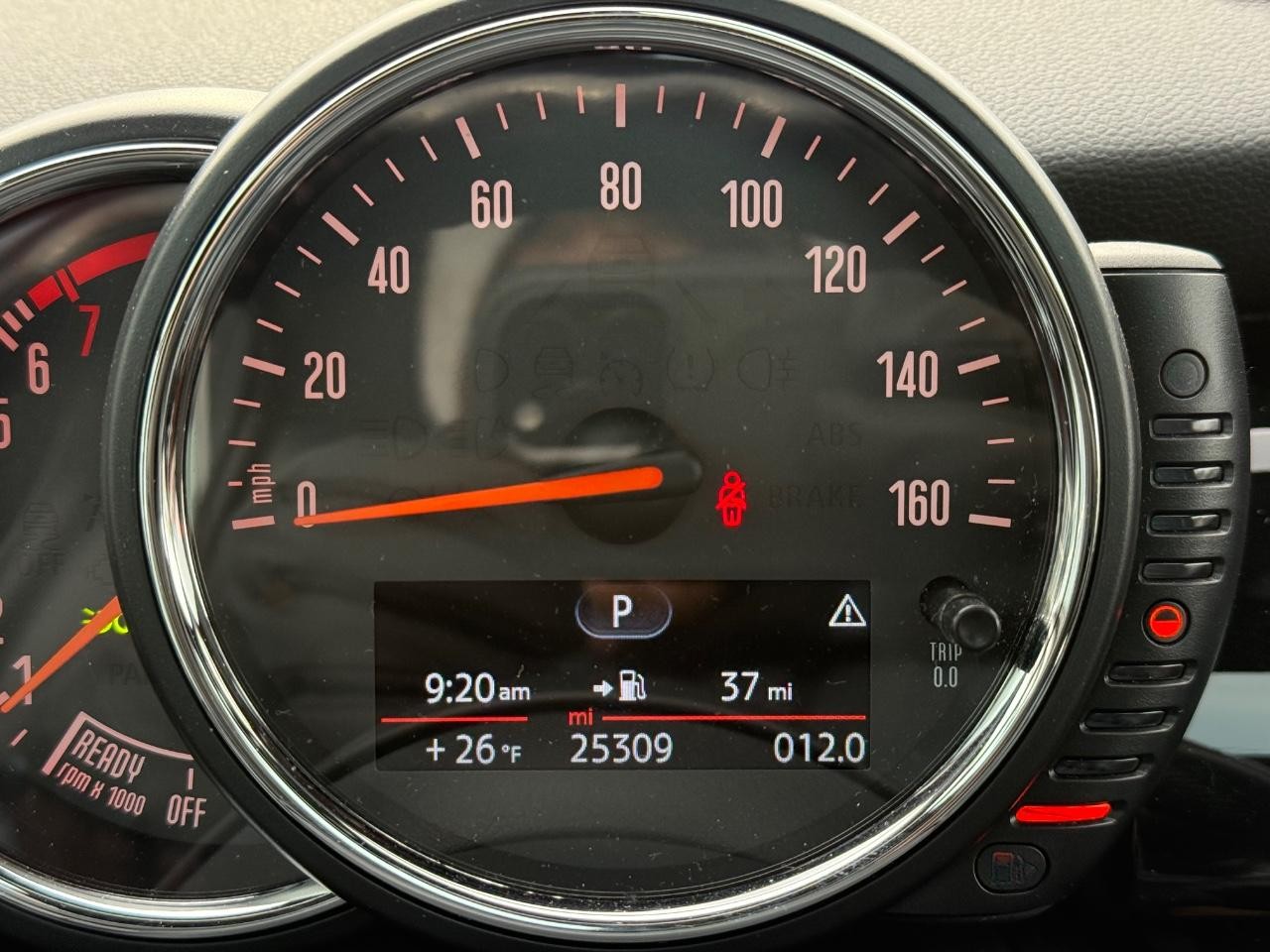 MINI Cooper Hardtop Vehicle Image 18