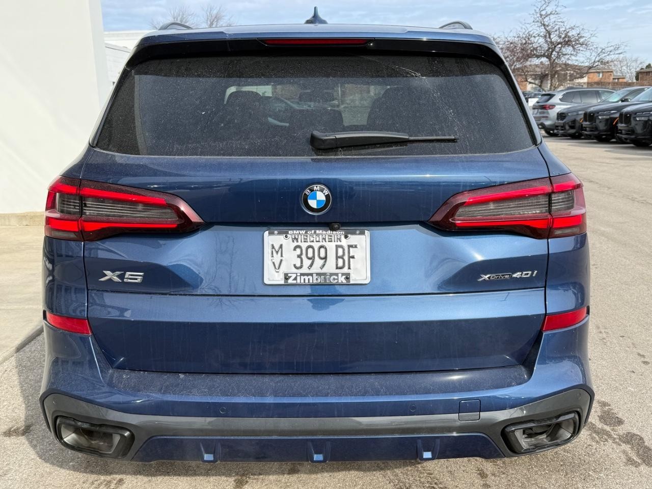 BMW X5 Vehicle Image 04