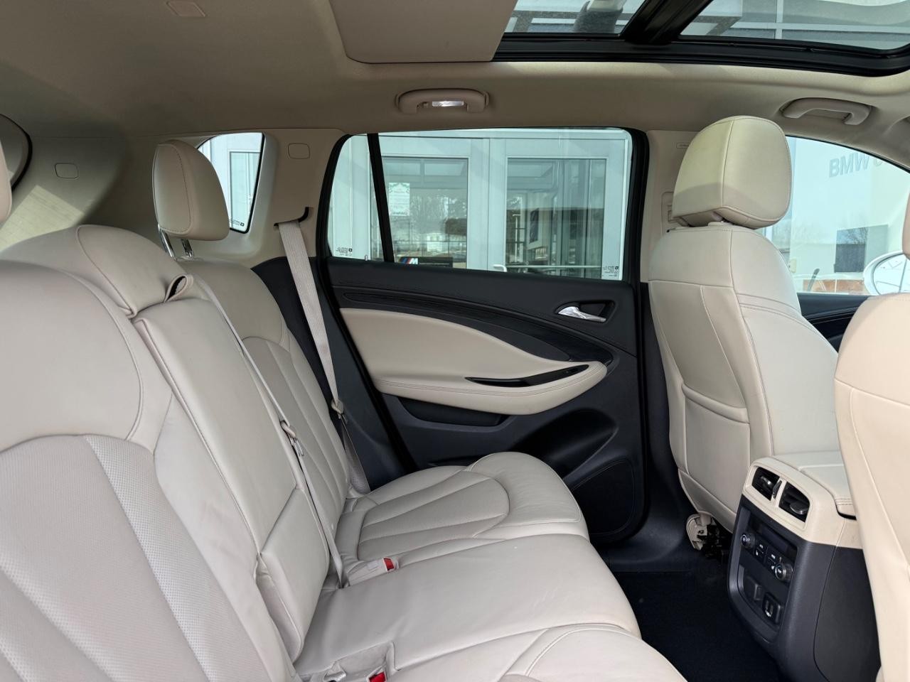 Buick Envision Vehicle Image 10