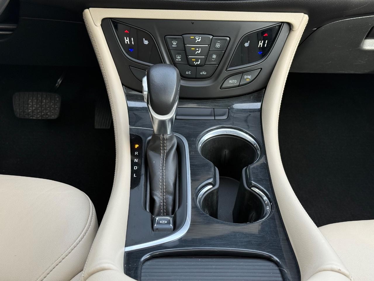 Buick Envision Vehicle Image 13