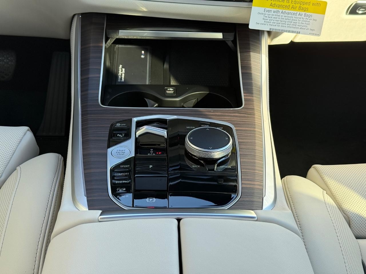 BMW X5 Vehicle Image 08