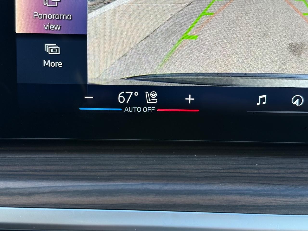 BMW X5 Vehicle Image 15