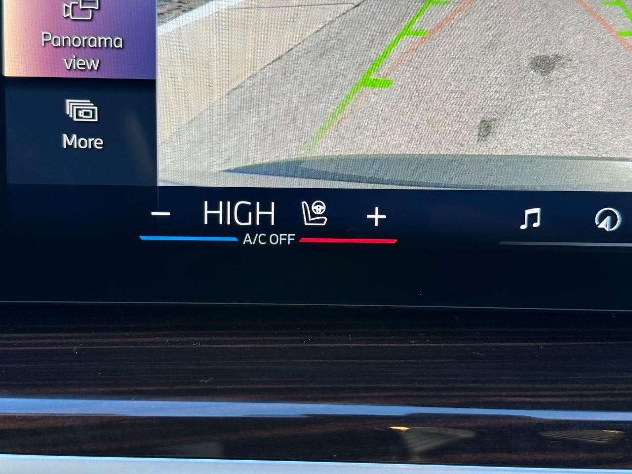 BMW X5 Vehicle Image 15