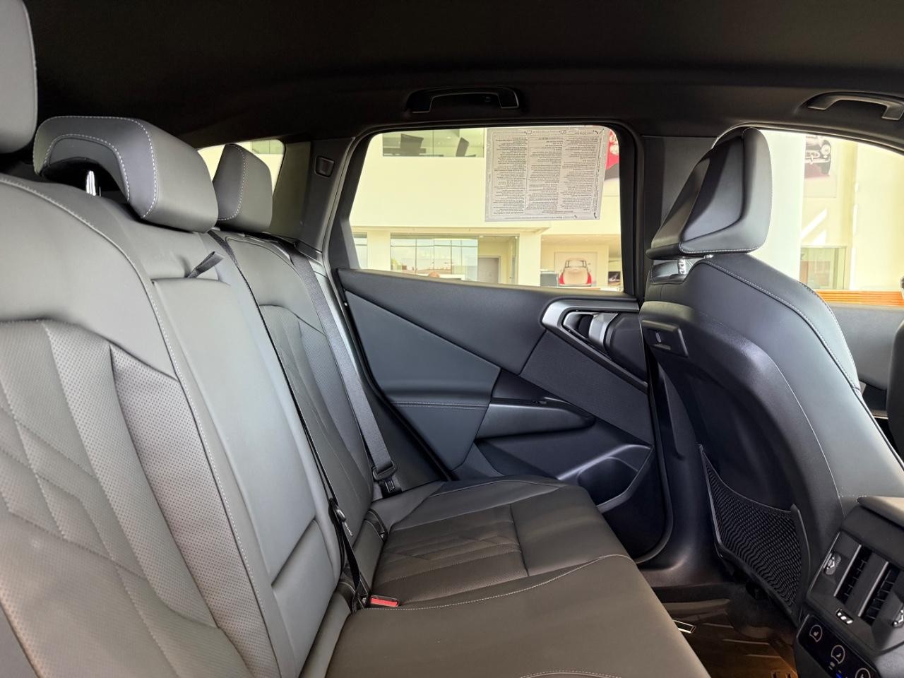 BMW X3 Vehicle Image 05