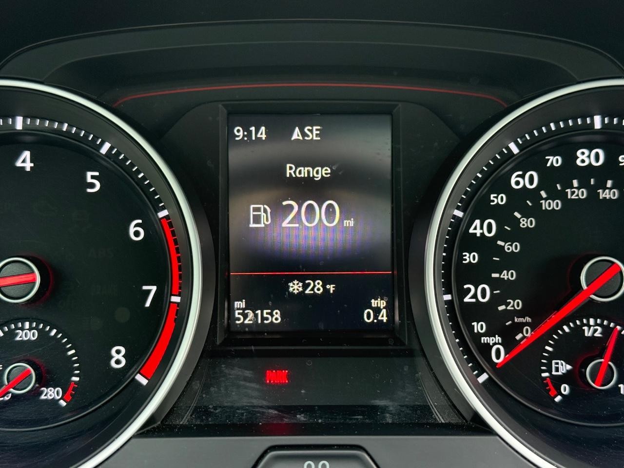 Volkswagen Golf GTI Vehicle Image 18