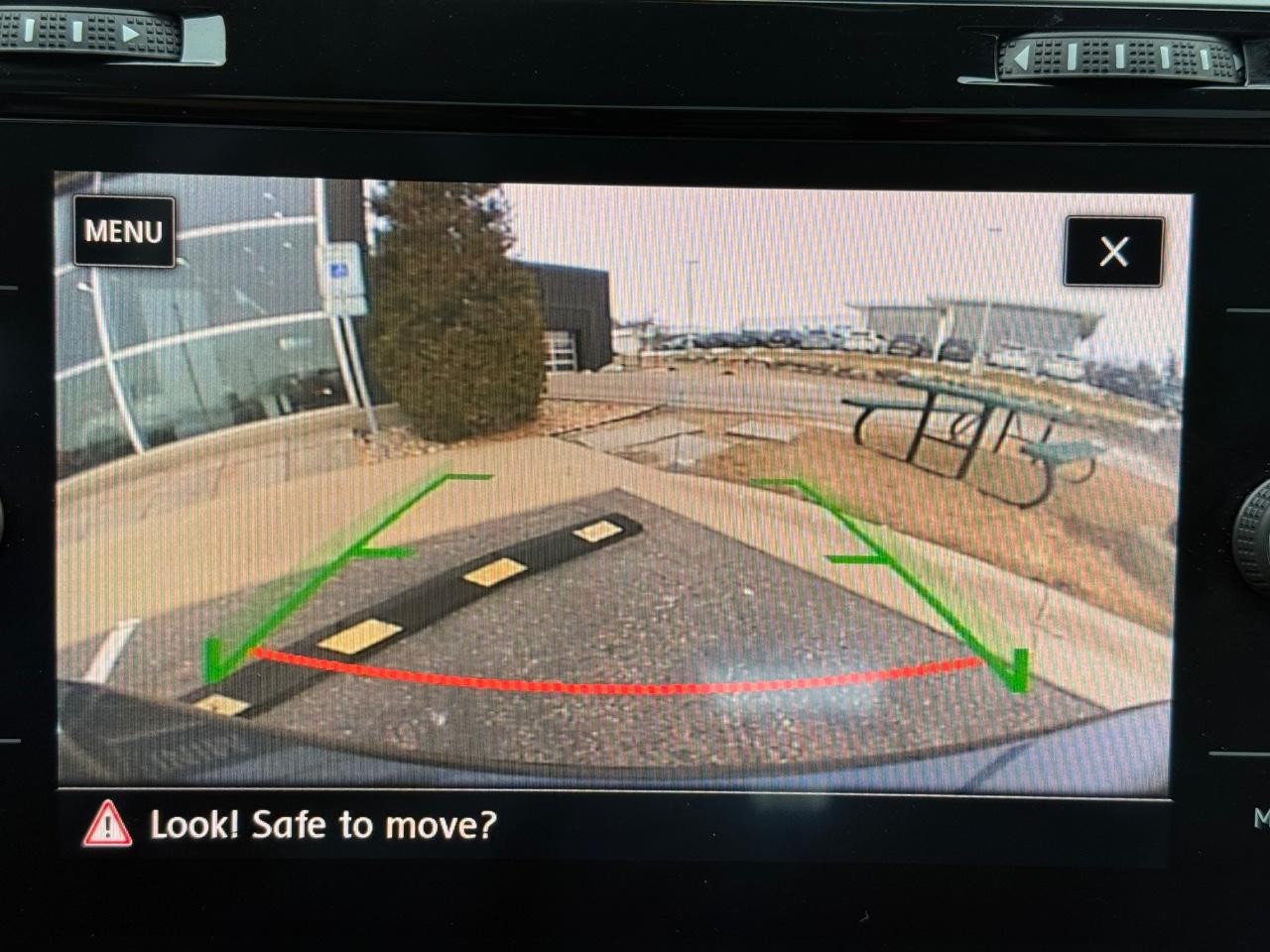 Volkswagen Golf GTI Vehicle Image 21