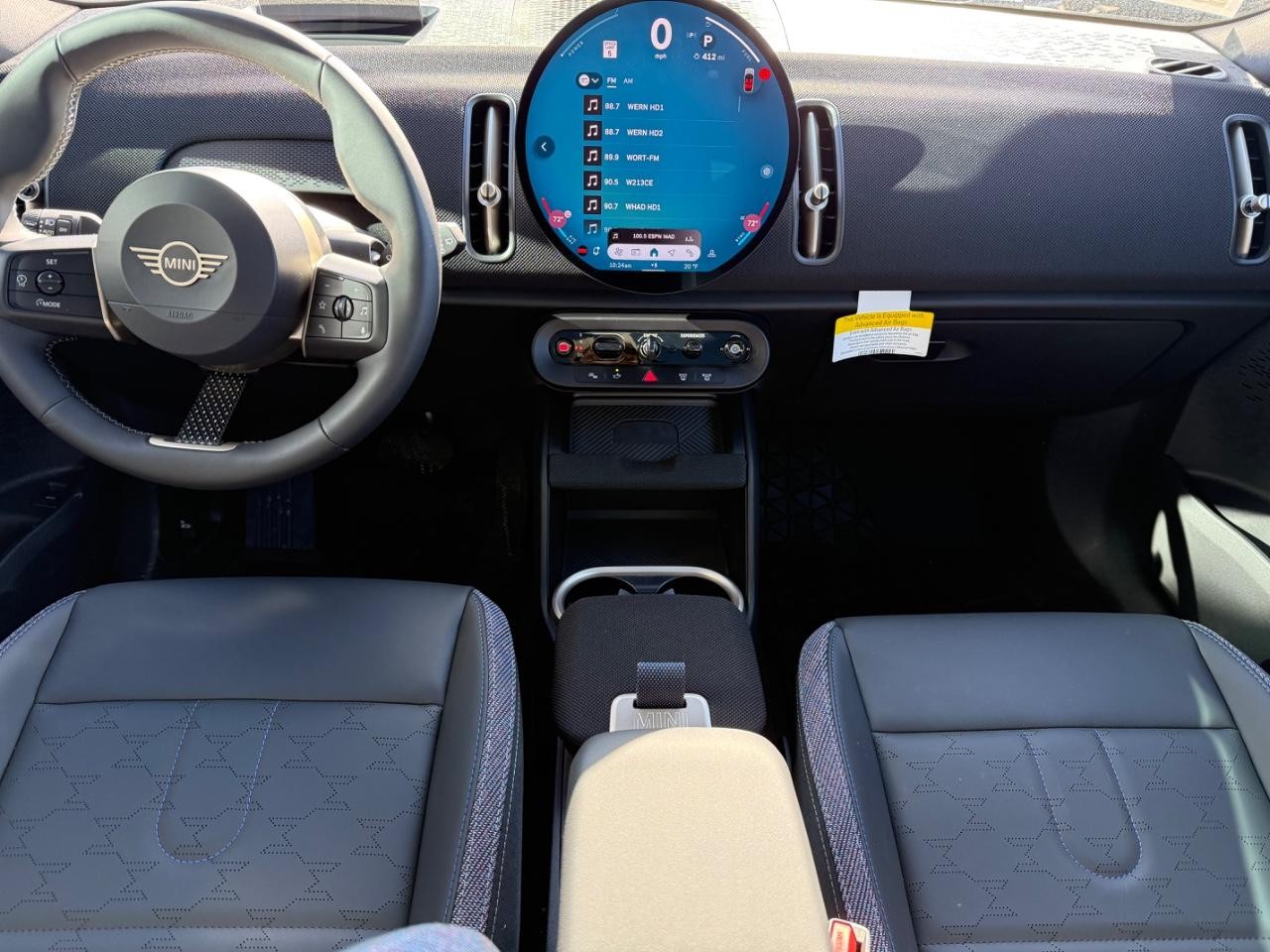 MINI Countryman Vehicle Image 11