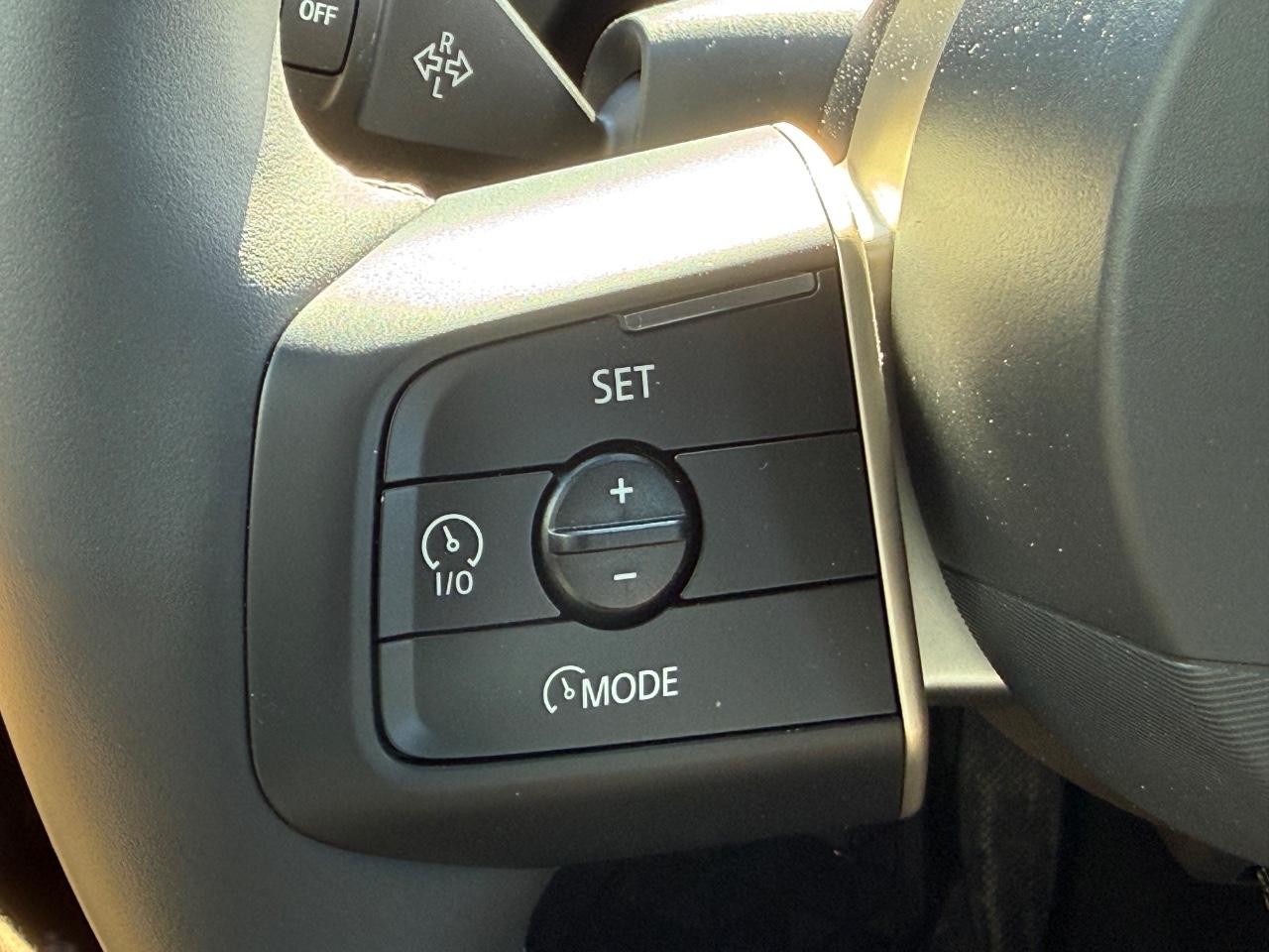 MINI Countryman Vehicle Image 15