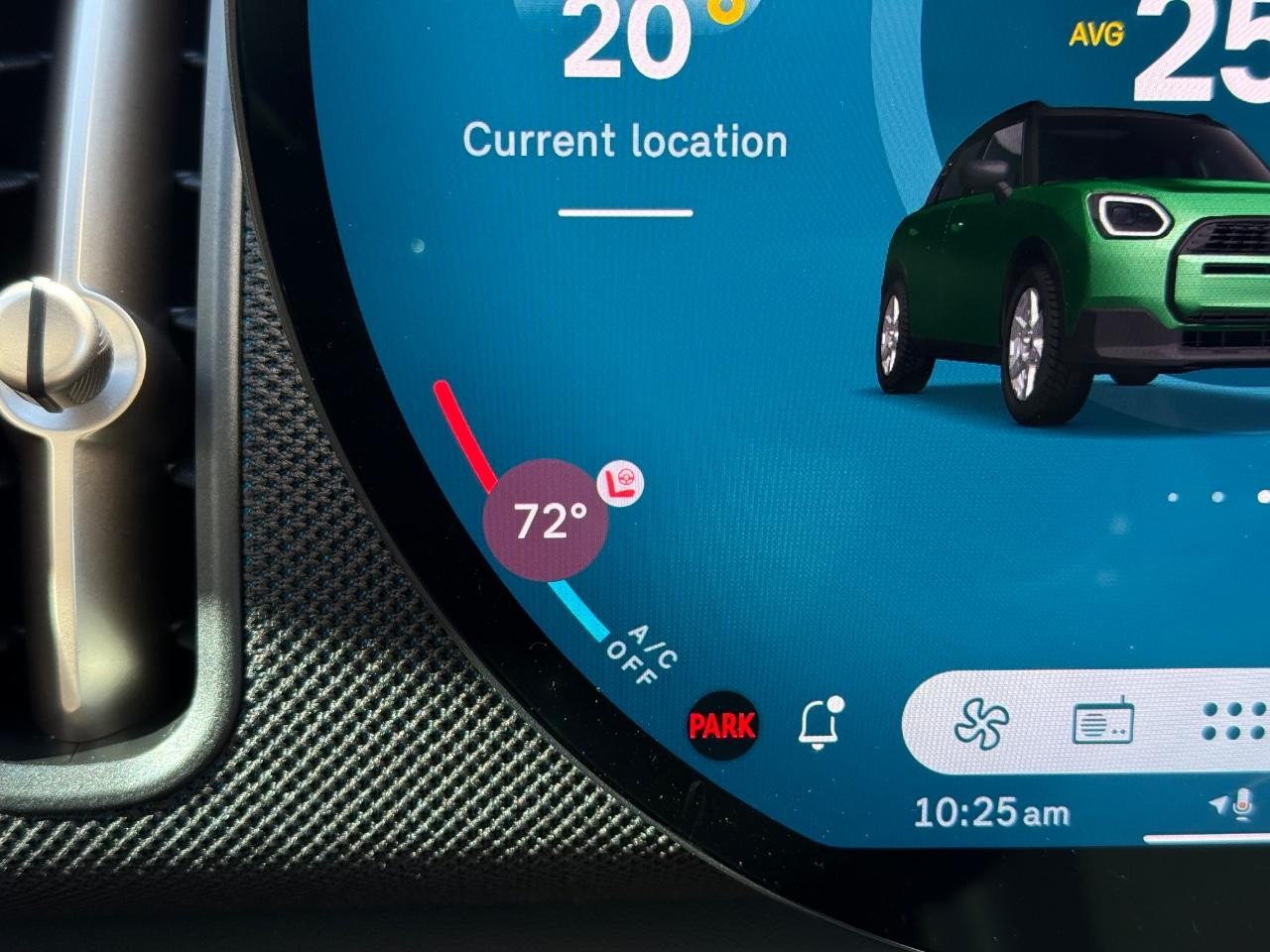 MINI Countryman Vehicle Image 18