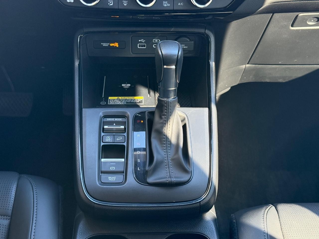 Honda CR-V Vehicle Image 13