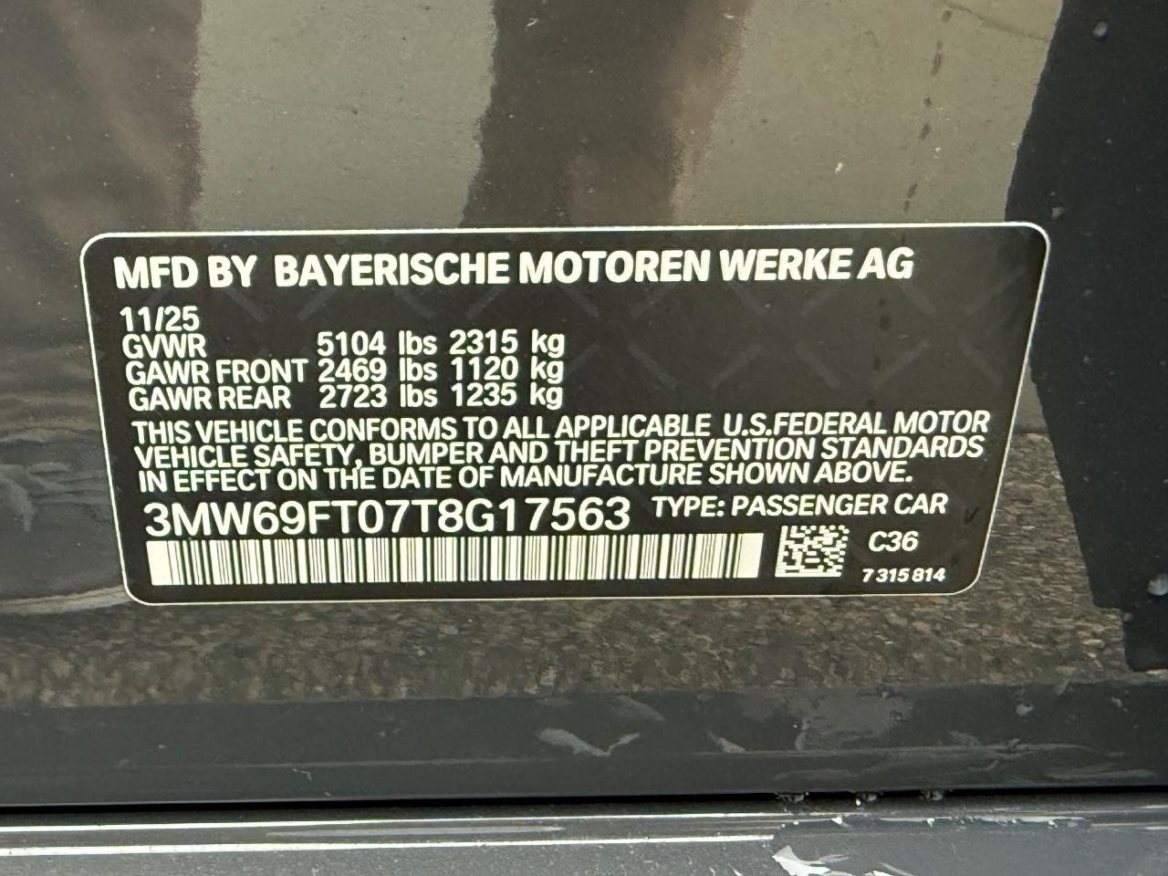 BMW 3 Series Vehicle Image 18