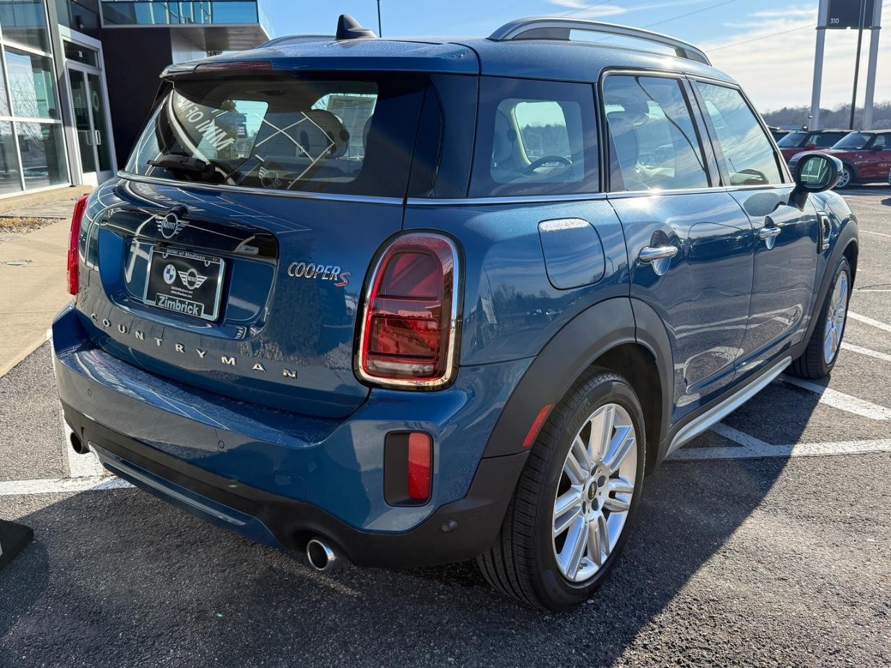 MINI Countryman Vehicle Image 03