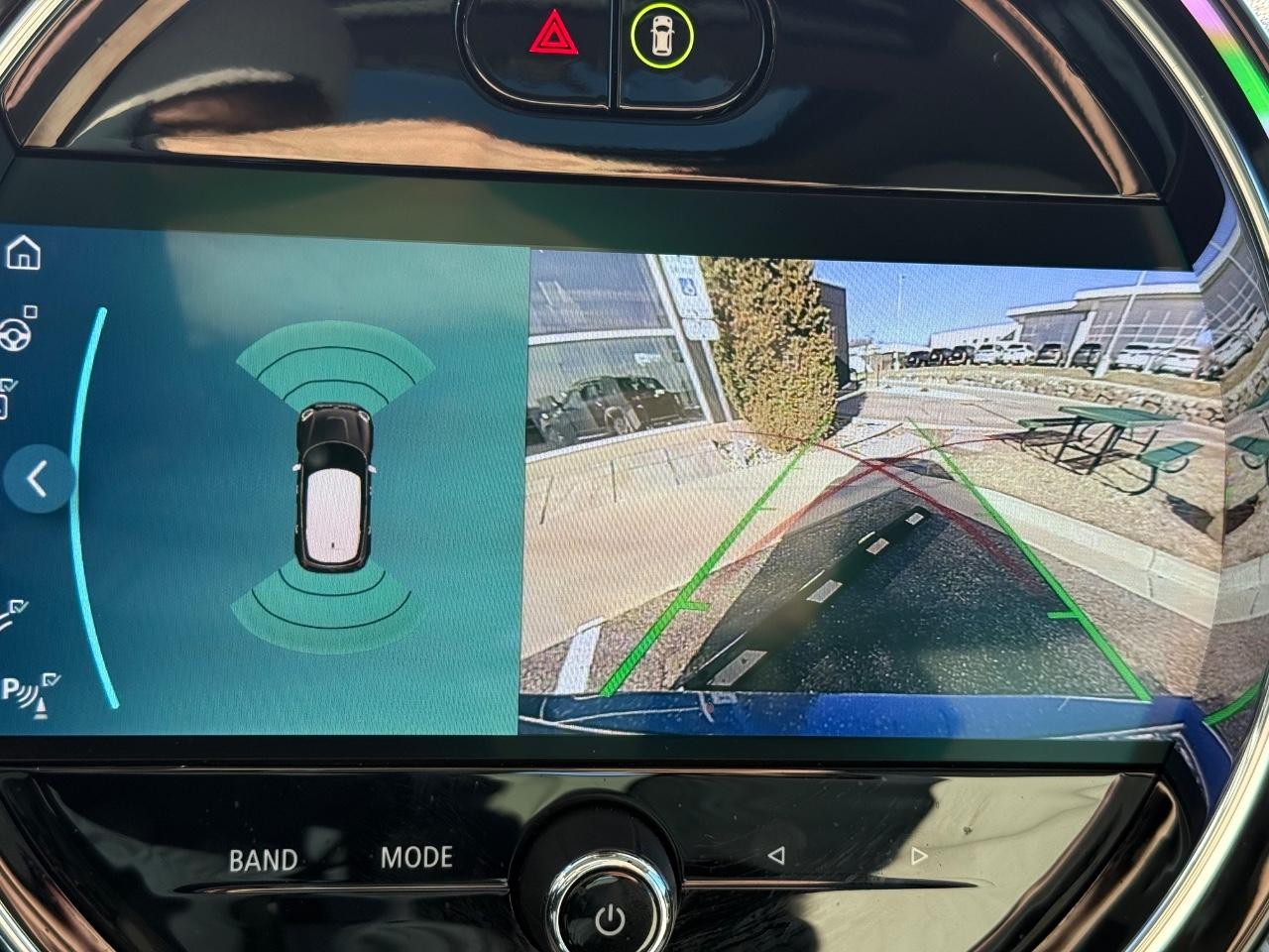 MINI Countryman Vehicle Image 19