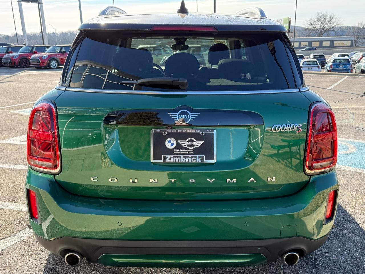 MINI Countryman Vehicle Image 04