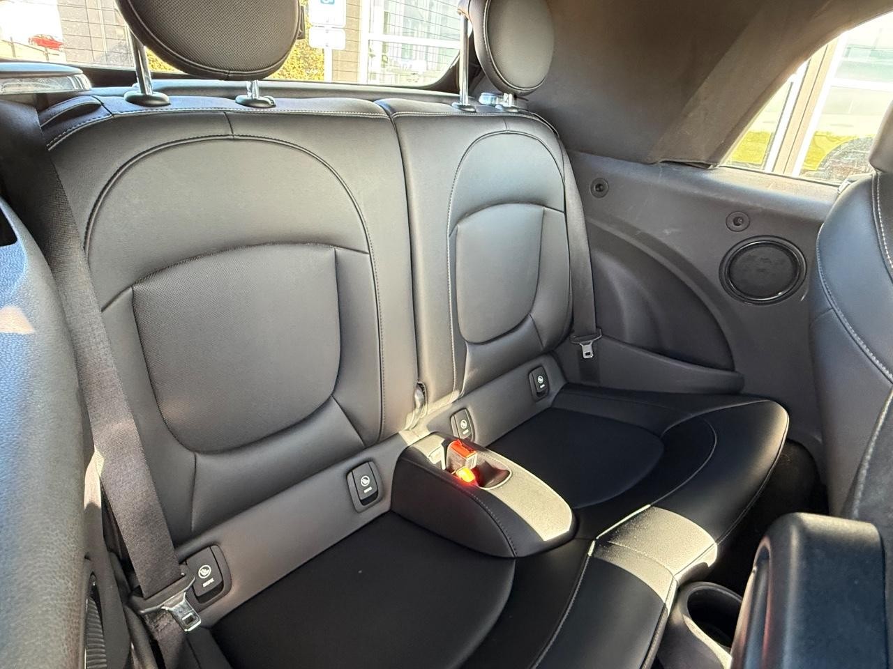 MINI Cooper Convertible Vehicle Image 09