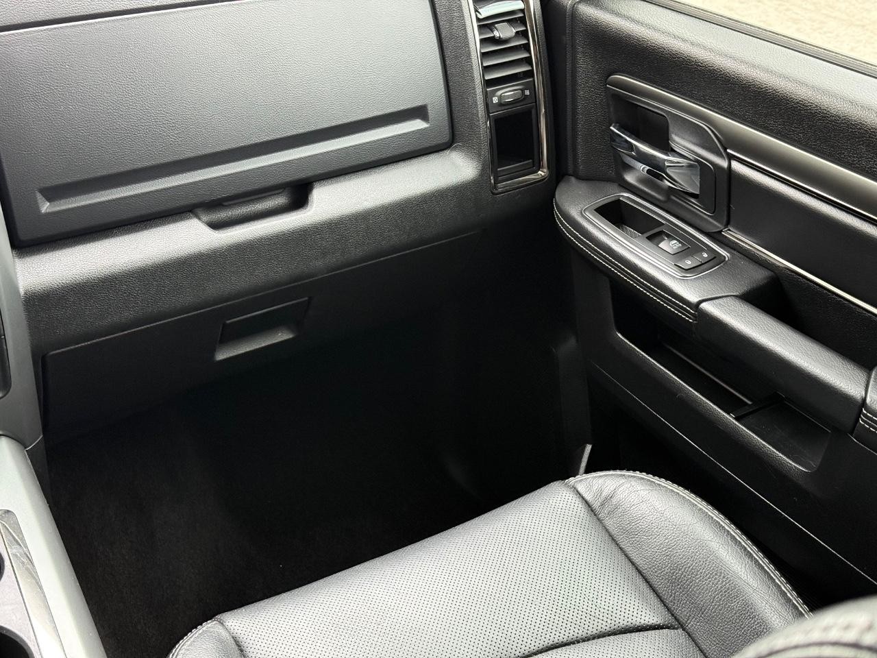 Ram 1500 Vehicle Image 15