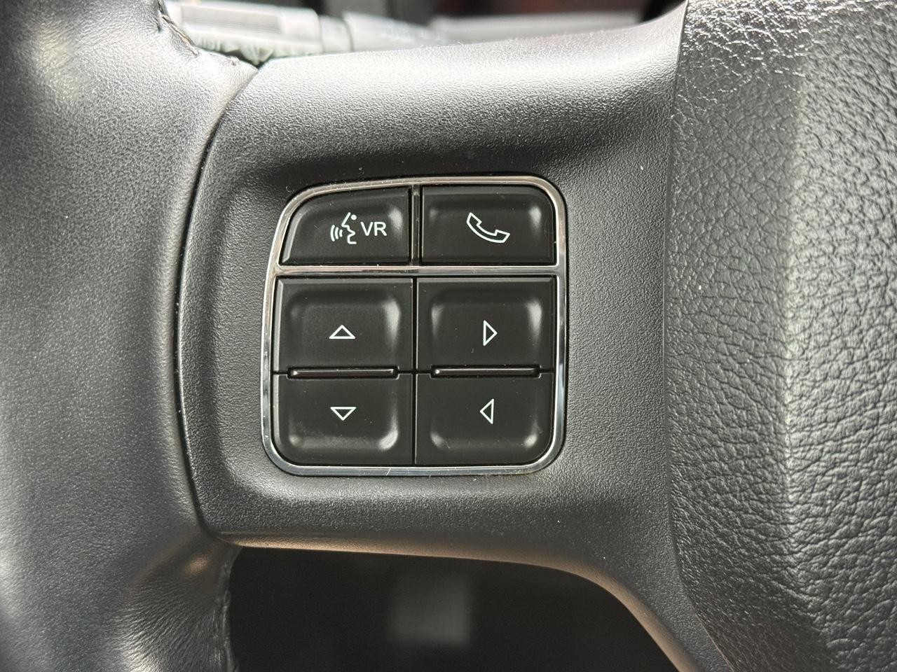 Ram 1500 Vehicle Image 16