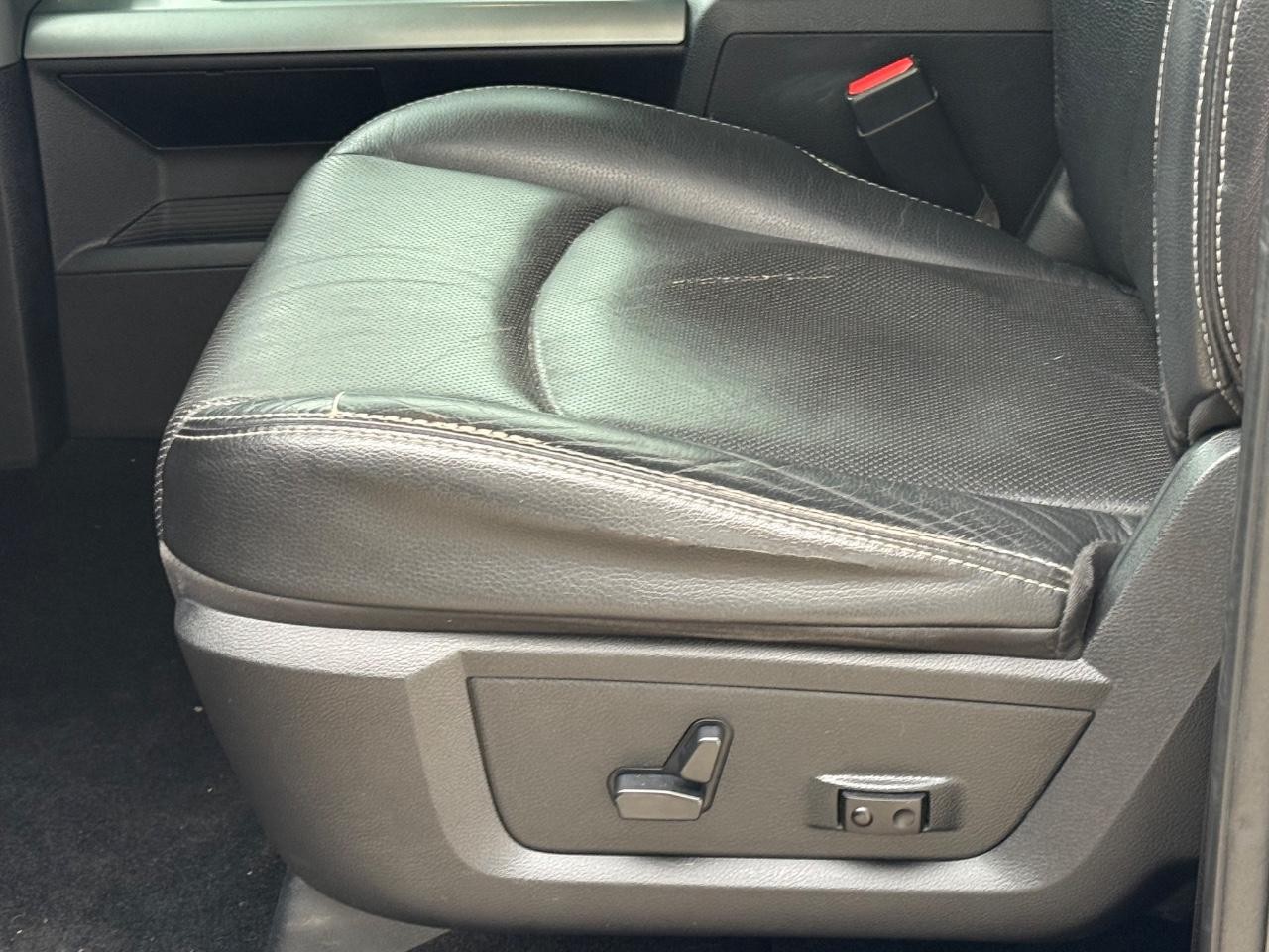 Ram 1500 Vehicle Image 22