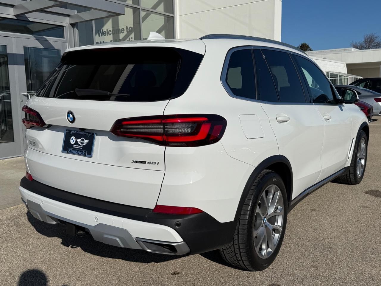 BMW X5 Vehicle Image 03