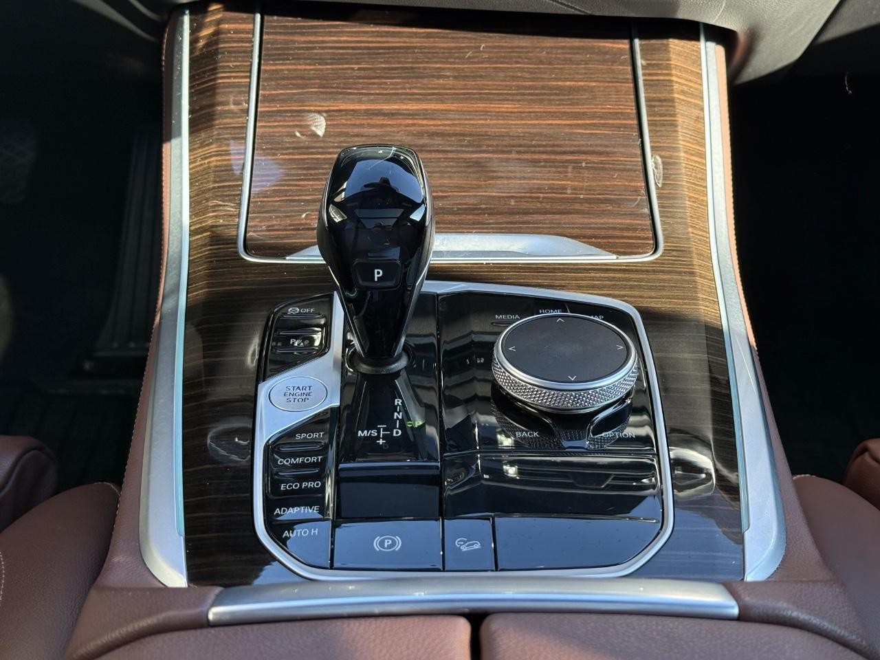 BMW X5 Vehicle Image 13