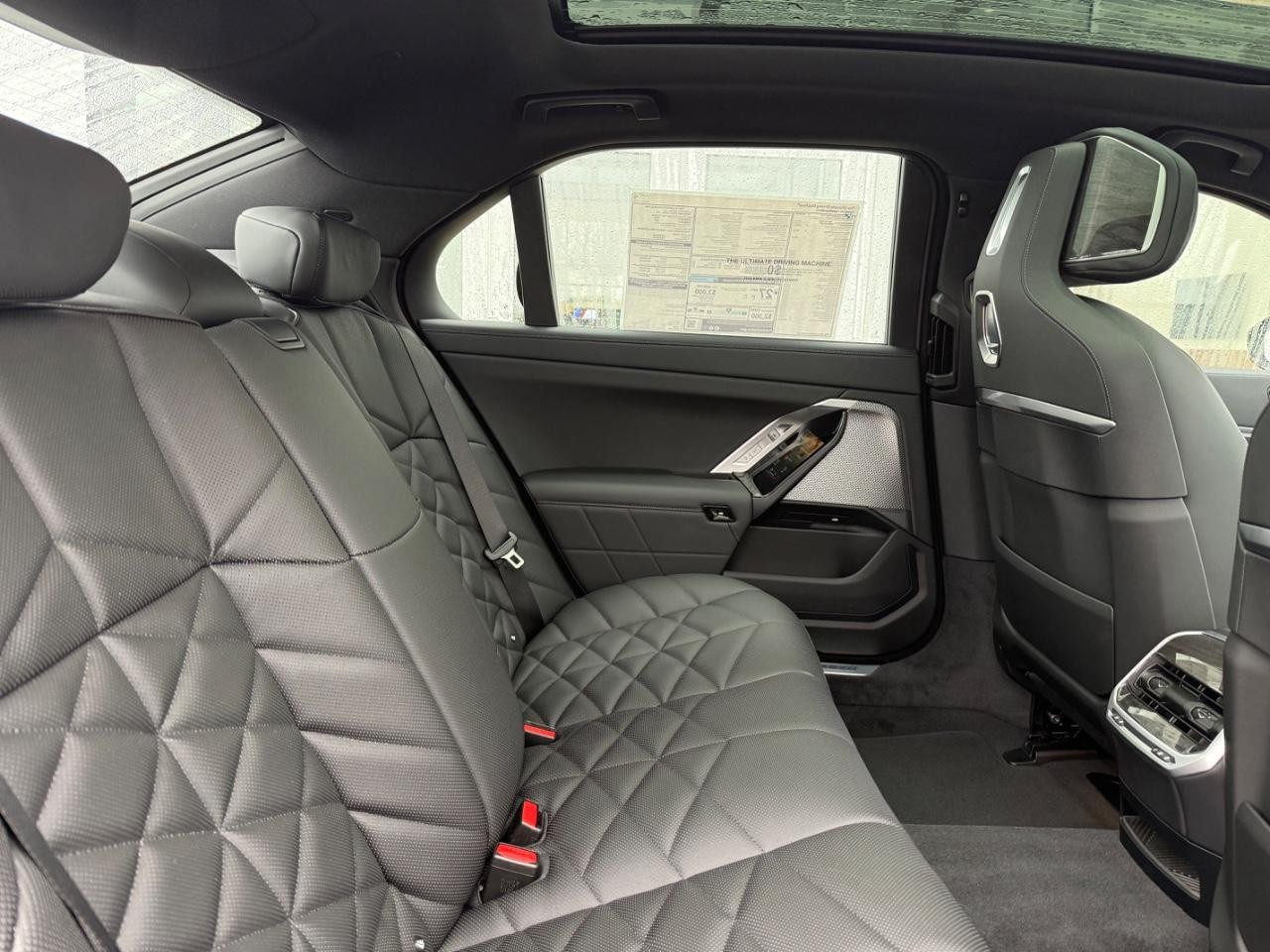 BMW 7 Series Vehicle Image 05