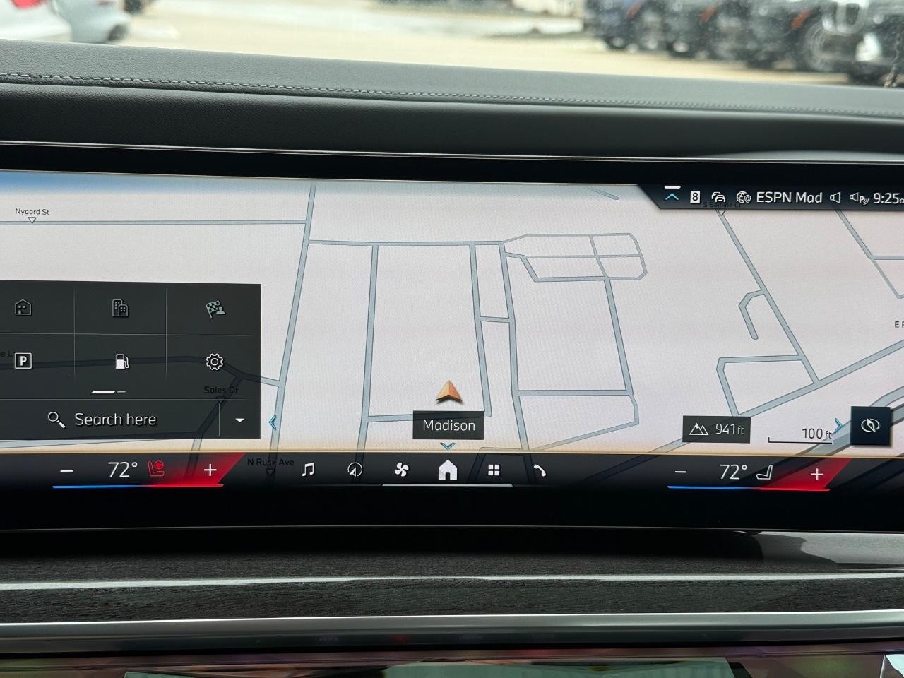 BMW 7 Series Vehicle Image 18