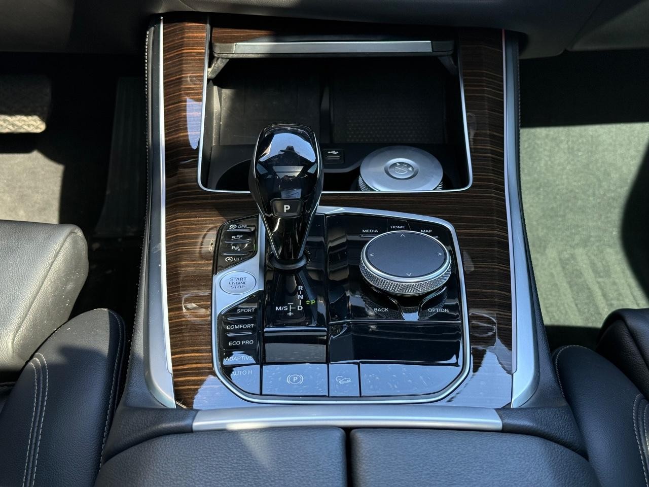 BMW X5 Vehicle Image 13