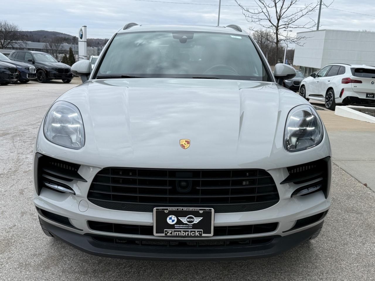 Porsche Macan Vehicle Image 08