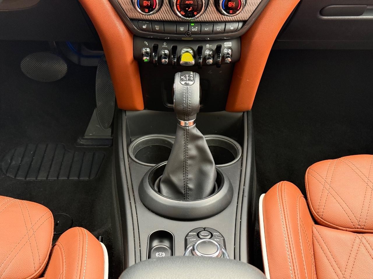 MINI Countryman Vehicle Image 13