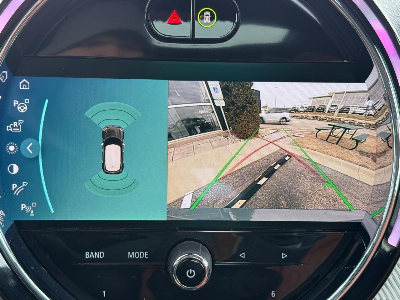 MINI Countryman Vehicle Image 19