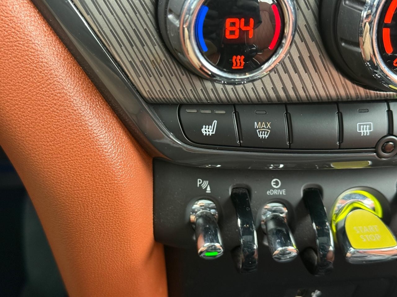 MINI Countryman Vehicle Image 20