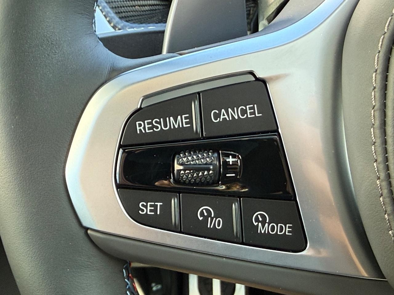 BMW X5 Vehicle Image 12