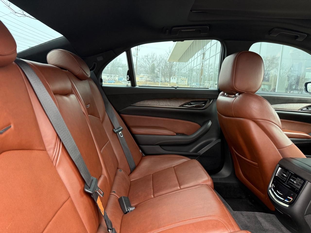 Cadillac CTS Sedan Vehicle Image 10