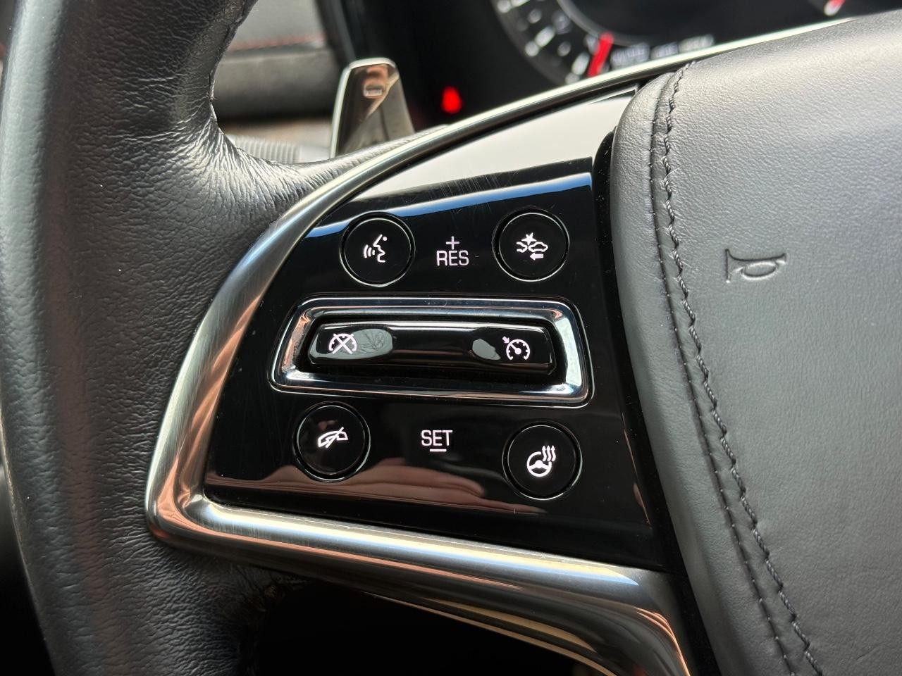 Cadillac CTS Sedan Vehicle Image 18