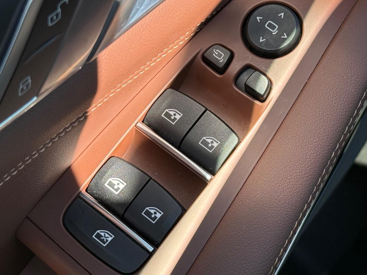 BMW X5 Vehicle Image 22