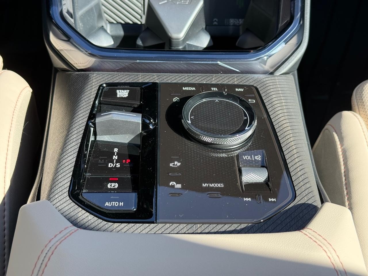 BMW X3 Vehicle Image 10