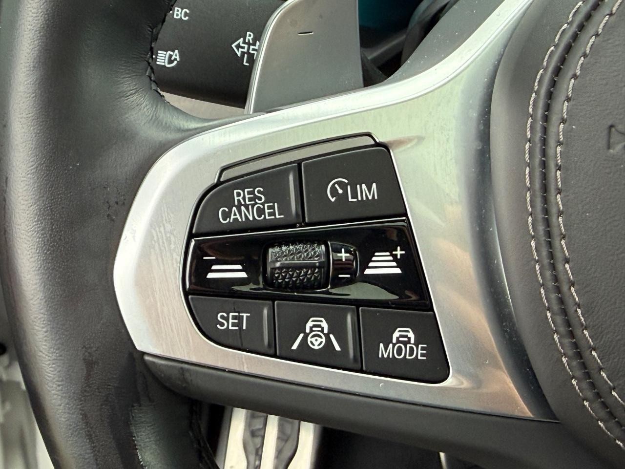 BMW X5 Vehicle Image 17