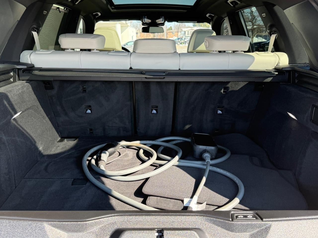 BMW X5 Vehicle Image 05