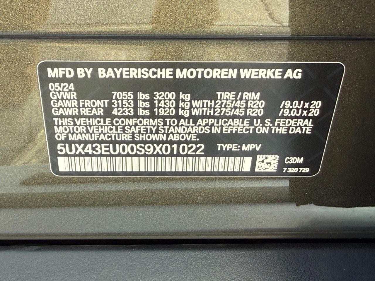 BMW X5 Vehicle Image 24