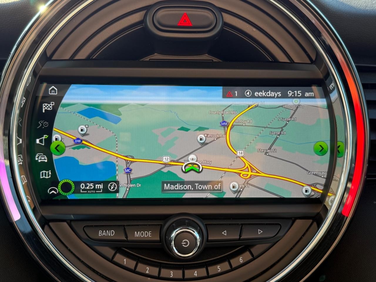 MINI Hardtop 2 Door Vehicle Image 19