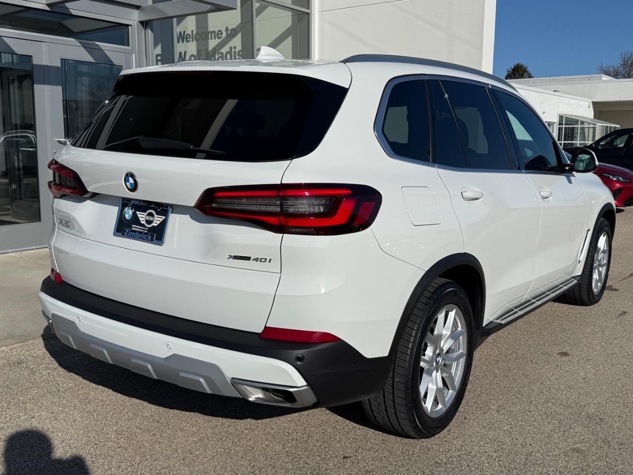 BMW X5 Vehicle Image 03