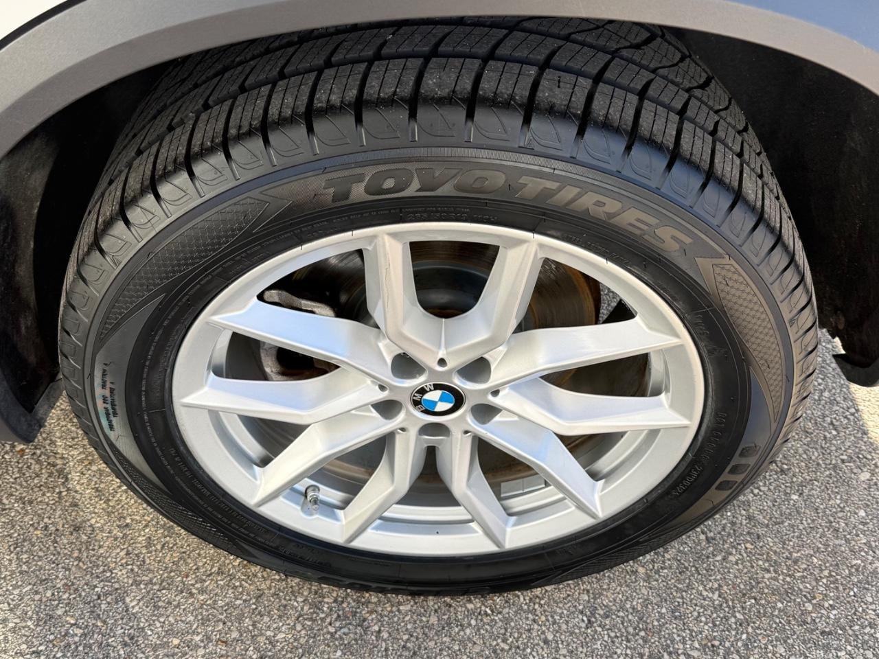 BMW X5 Vehicle Image 07