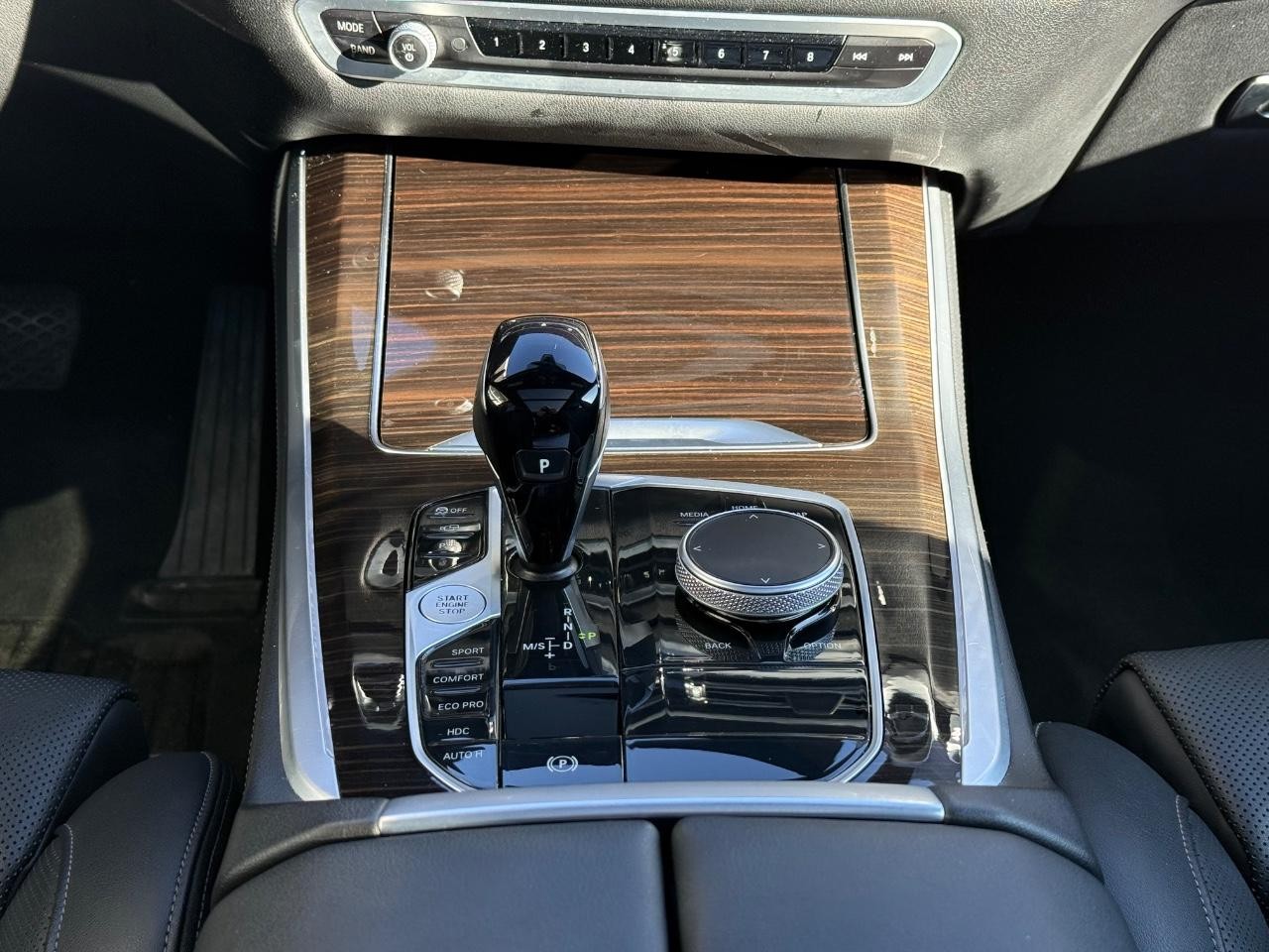 BMW X5 Vehicle Image 13