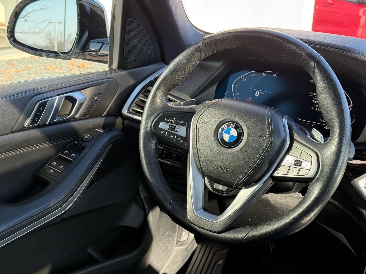 BMW X5 Vehicle Image 14