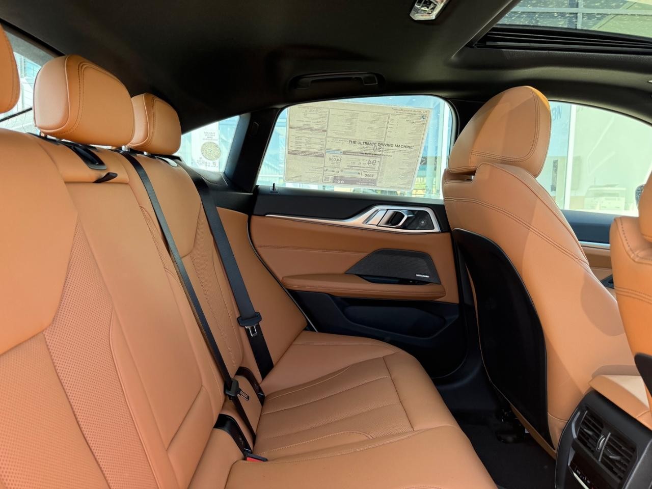 BMW i4 Vehicle Image 05
